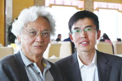Xie Zuoshi met Steven Cheung